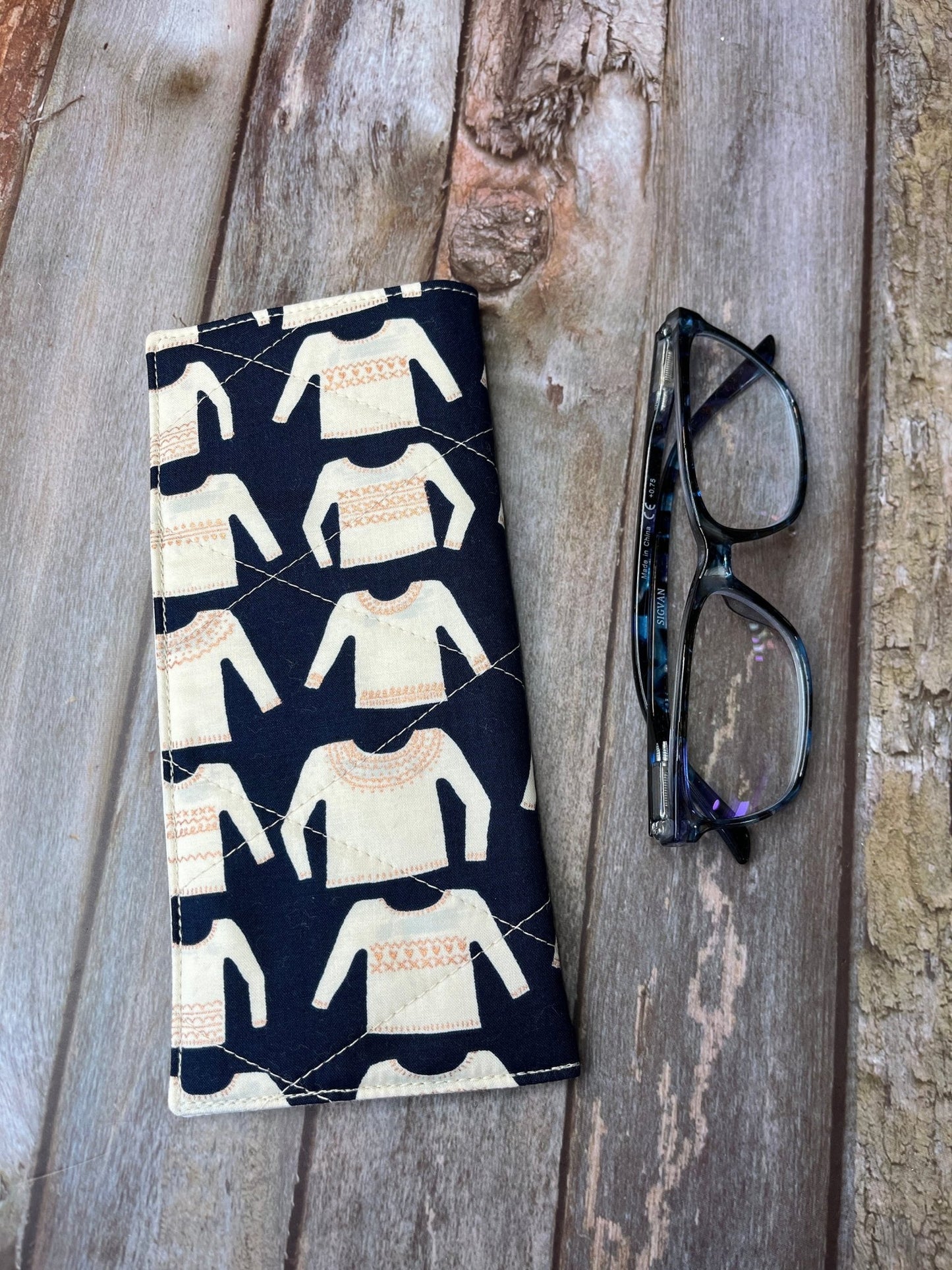 Fair Isle Sweater Glasses Case - Uphouse Crafts