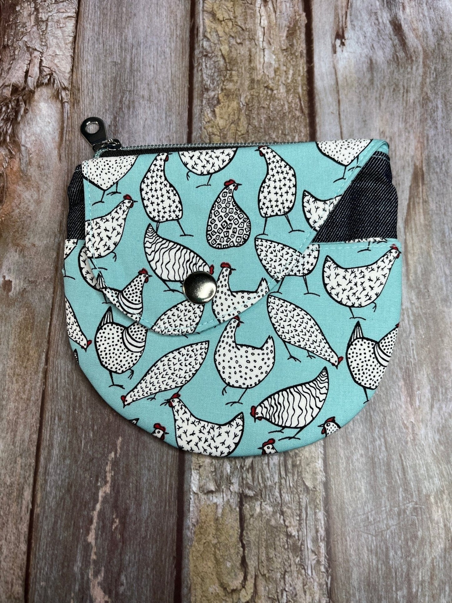 Mint Chicken Round Wing Zip Purse