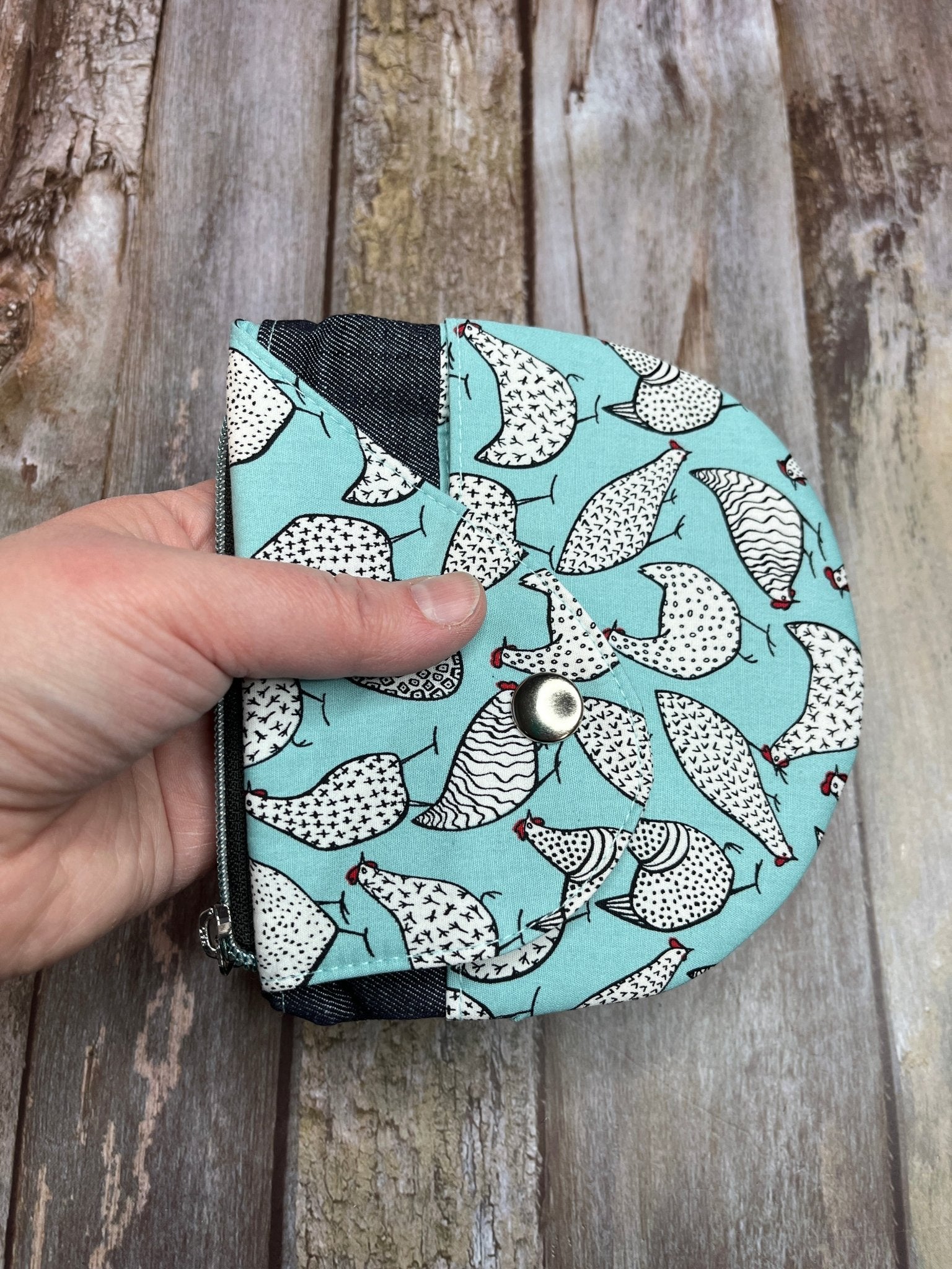 Mint Chicken Round Wing Zip Purse - Uphouse Crafts