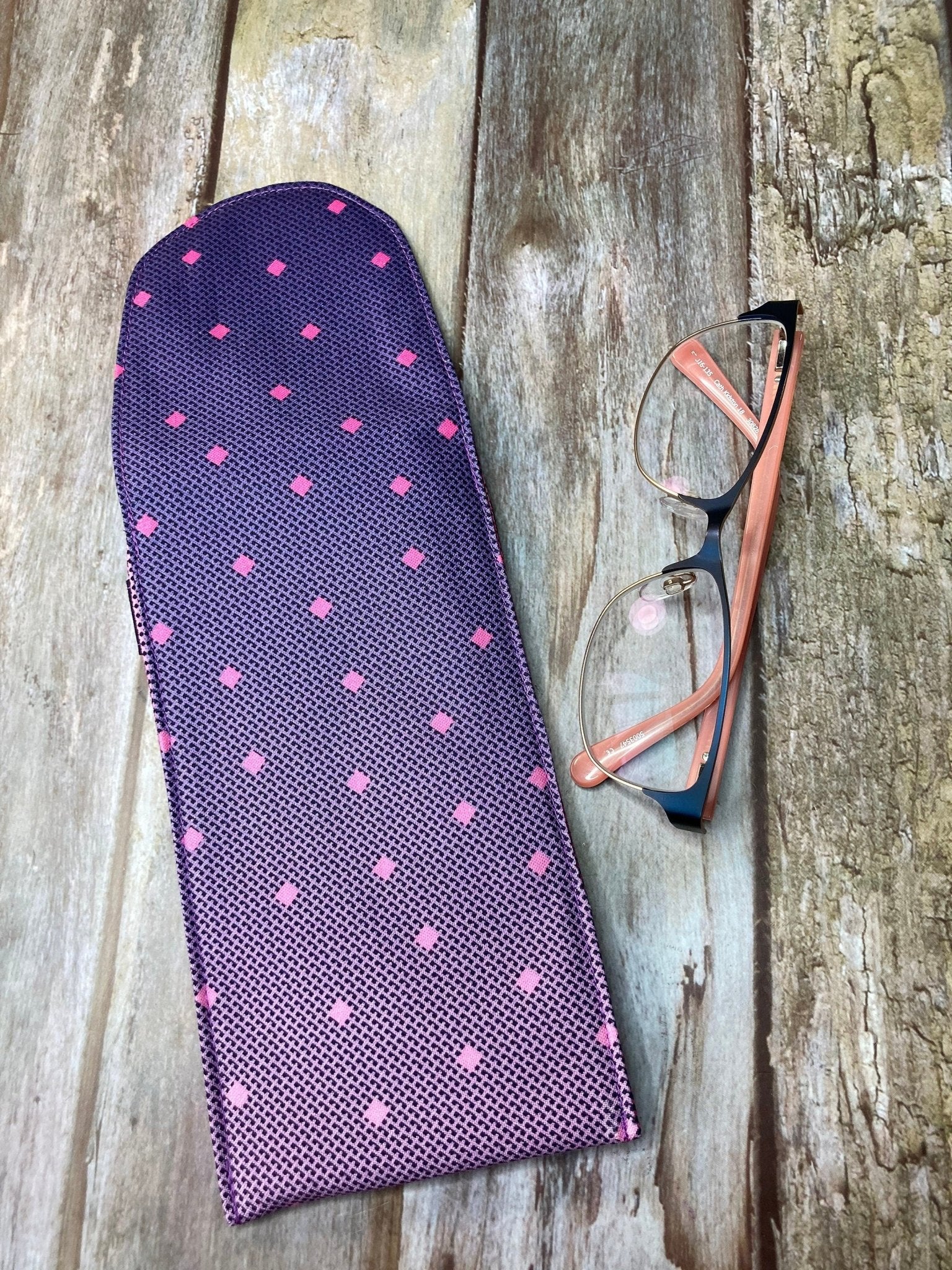 Pink Glasses Case - Uphouse Crafts