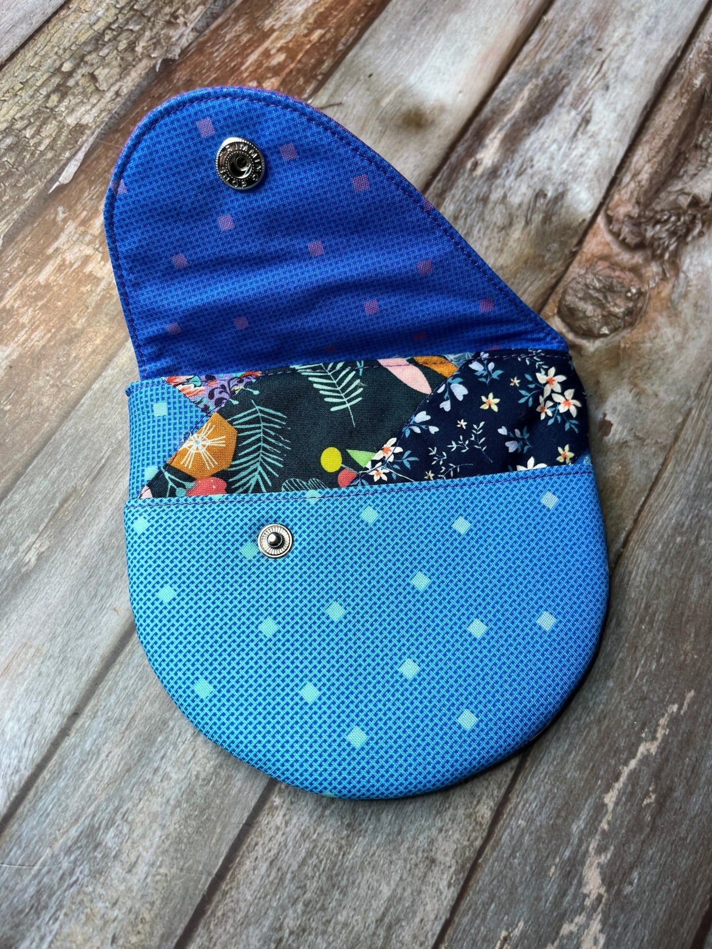 Purpe & Blue Patchwork Round Wing Zip Purse no2024 - 01 - Uphouse Crafts