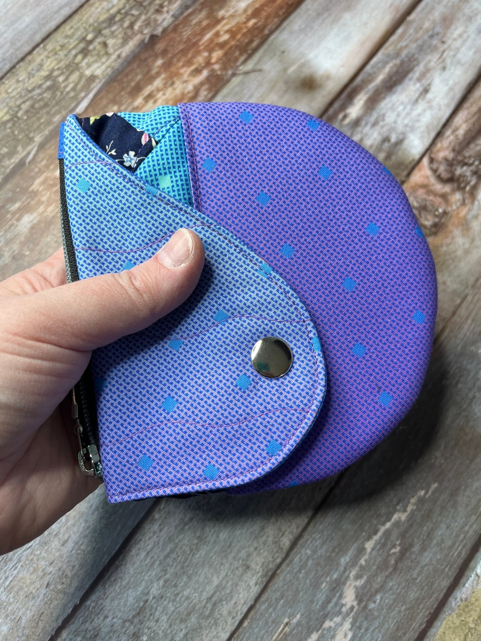 Purpe & Blue Patchwork Round Wing Zip Purse no2024 - 04 - Uphouse Crafts