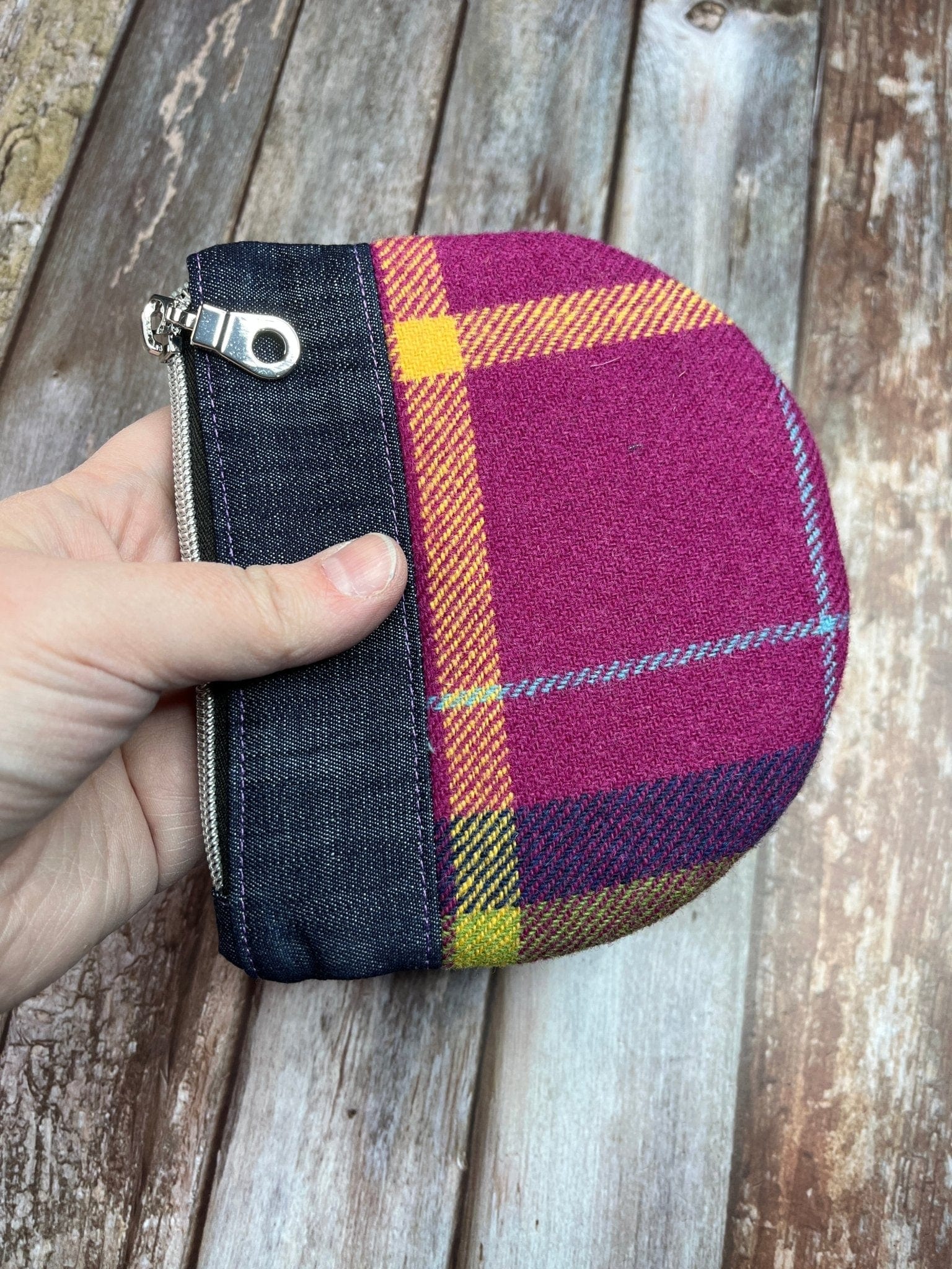 Shetland Summer Heather Tweed Round Wing Zip Purse