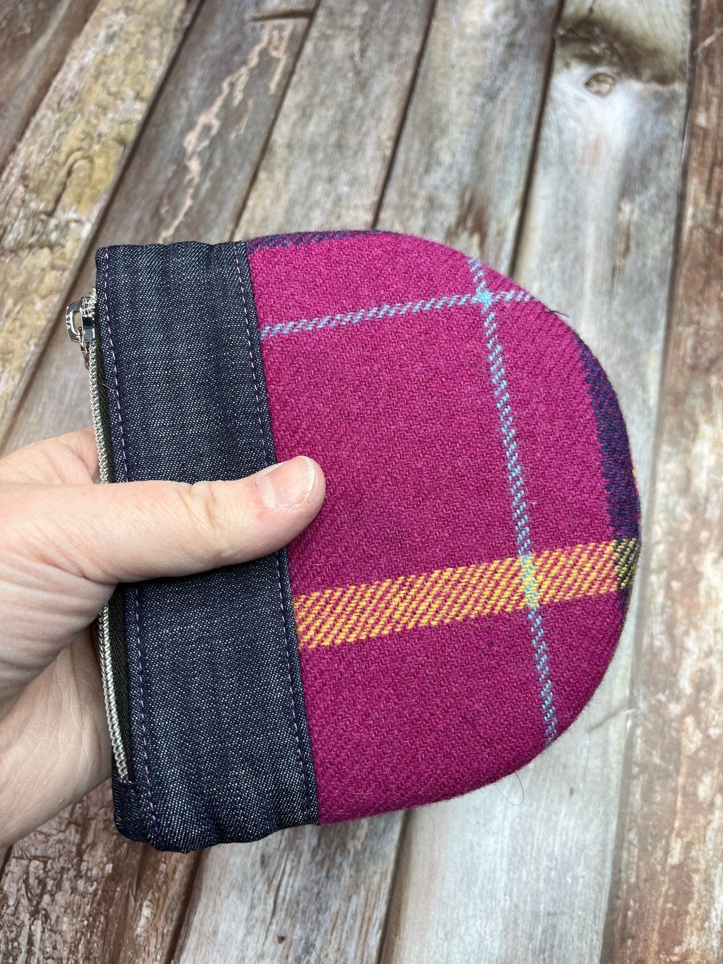 Shetland Summer Heather Tweed Round Wing Zip Purse