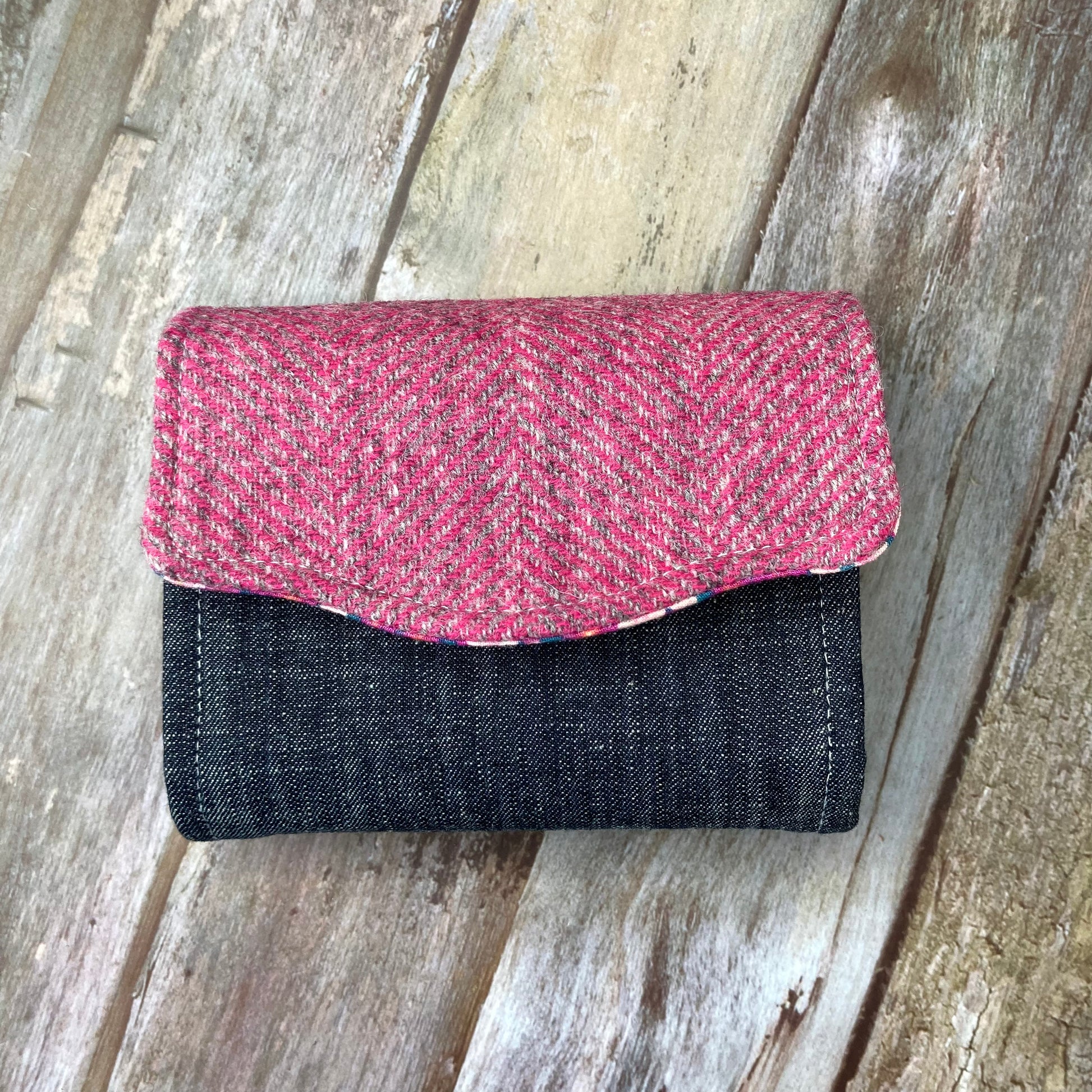 Shetland Tweed Purse - Shetland Sea Pinks - Uphouse Crafts